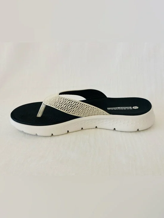 Skechers Women's Black and Cream Perforated Foam Thong Sandals - Picture 6 of 9